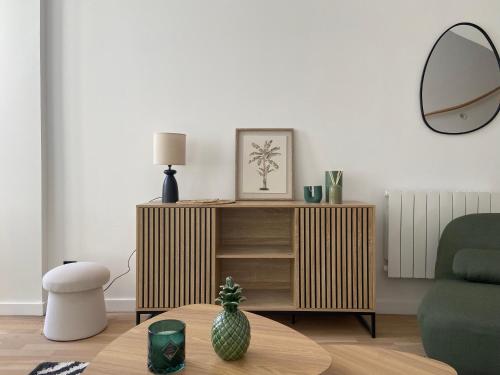 Duplex de charme au cœur du Triangle dOr
