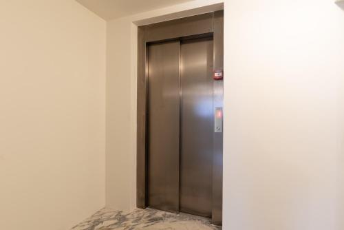 Φωτογραφία από το άλμπουμ του Premium Apartments with Garage by HostWise στο Πόρτο