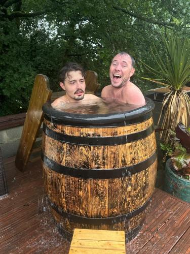 Επισκέπτες που μένουν στο The Retreat at Little Oaks - Blaenavon Wellness Escape