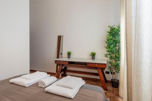 Quiet Apt in the Heart of Navigli - B Home