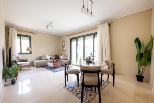 F4A-05 2BR By Crescent Residence - Sodic Villette