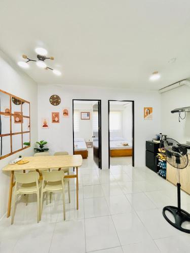 Η κουζίνα ή μικρή κουζίνα στο Avida Deca Cebu Staycation-DECA