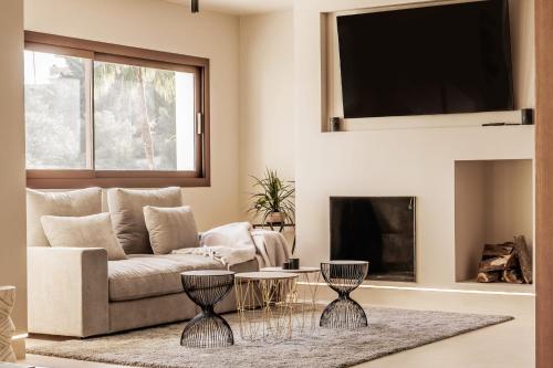 All About Santa Ana Villa