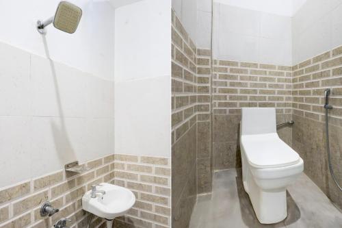 Fotografie z fotogalerie ubytování Hotel O KS v destinaci Bhiwadi