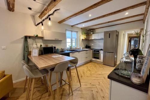 Le Catalpa in the heart of a farmhouse