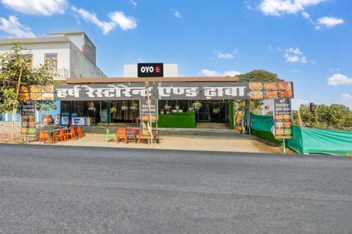 Gallery image of Hotel O HARSH RESTAURANT AND DHABA in Govardhan