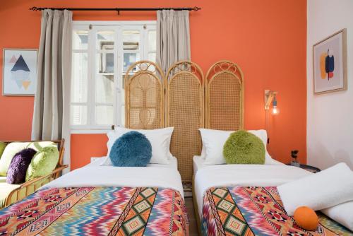 Katil atau katil-katil dalam bilik di Boho Studios in Mar Mikhael