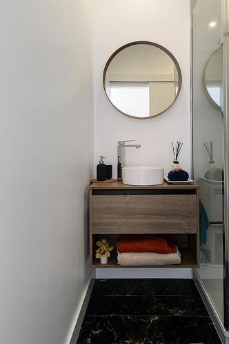 Ένα μπάνιο στο Almada Comfort