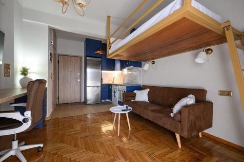 Retro classic apartment