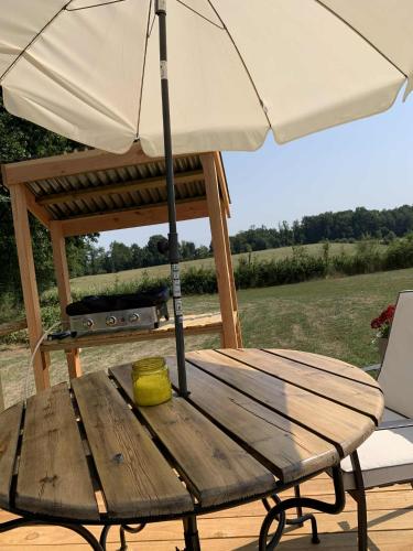 Balkoni atau teres di Canvas chill-out