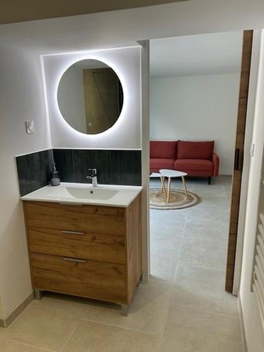Imagine din galeria proprietății Suite jacuzzi în Aix-en-Provence