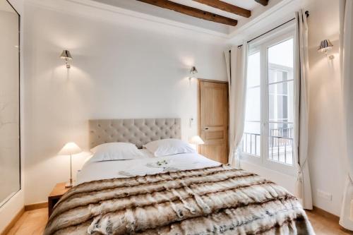Luxurious 3BD with 3BR and AC