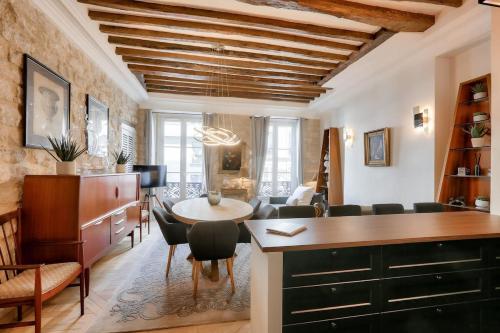 Luxurious 3BD with 3BR and AC