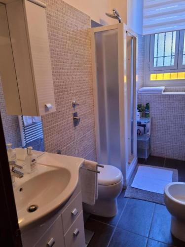 Arena suite city centre near MICO con tutti i comfort - con parcheggio gratuito in garage -唐人街套 -提供免費安全停車位 - City centre Arena suite -all comforts - with Free Parking garage -موقف سيارات مجاني ومحروس -subway metro Moscova