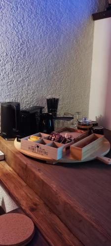 Φαγητό σε αυτό το διαμέρισμα ή κάπου εκεί κοντά