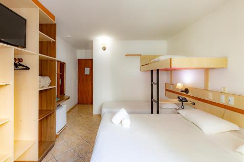 Postel nebo postele na pokoji v ubytování Mar Hotel