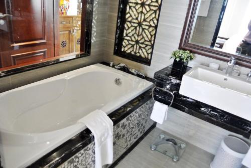 Bany a JB Serviced Apartment