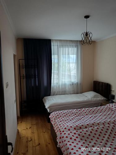 Postel nebo postele na pokoji v ubytování Separate apartment