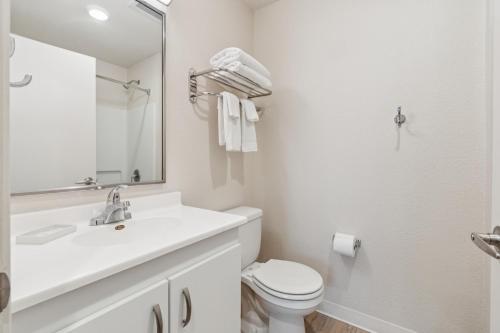 Ένα μπάνιο στο Simplicity At The Rim 1215 I Spacious 1 Bed 1 Bth