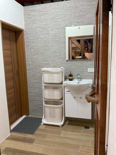 Un baño de 內之島旅宿 House