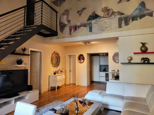 Posezení v ubytování Palazzo Foresi by Strozzi 120m Luxury Apartment