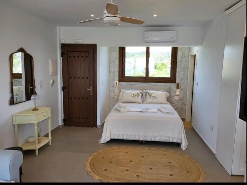 Nicole's Boutique Studio in Nikiti