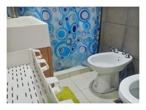 Ένα μπάνιο στο Nuez de la Isla "Tatú Apart" CENTRO a 6 cuadras! Confortable y en Planta Baja