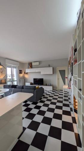 Entire and charming flat on Navigli in Milan