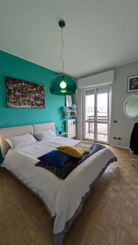 Entire and charming flat on Navigli in Milan
