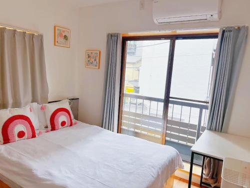 浅草花日美居 Asakusa Hanichi 202 Queen Bed Room, 4 min walk to Asakusa Temple, direct subway access to Narita and Haneda Airport