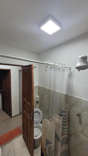 Ванная комната в HOSTEL da FLORESTA - centro BH