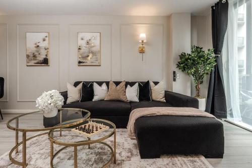 Luxury Liverpool City Centre Apartment with Balcony, Sleeps 8, Near Liverpool ONE and Royal Albert Docks photo 8