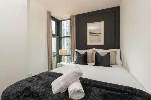 Luxury Liverpool City Centre Apartment with Balcony, Sleeps 8, Near Liverpool ONE and Royal Albert Docks photo 23