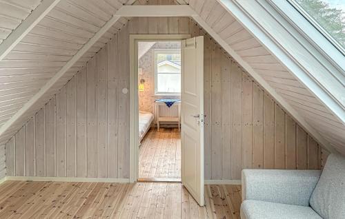 Gambar di galeri bagi Pet Friendly Home In Skummelslövsstrand di Skummeslövsstrand