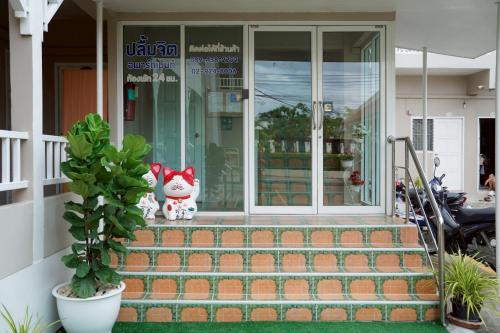 Gambar di galeri bagi ปลื้มจิต อพาร์ทเม้น บางใหญ่ di Nonthaburi