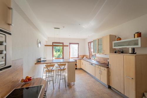 Kuchyň nebo kuchyňský kout v ubytování Ferienwohnung Dreyershof Land & Ruhe