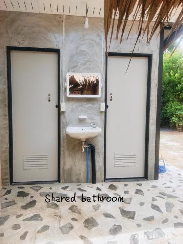 Ένα μπάνιο στο Long beach simple House