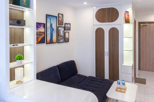 Ένα ή περισσότερα κρεβάτια σε δωμάτιο στο Short-term apartment with full furniture