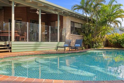 Buderim Rustic Retreat - Pool & Pet Friendlyの敷地内または近くにあるプール