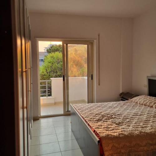 Freskia Golem 22 - 1 week minimum stay!!!