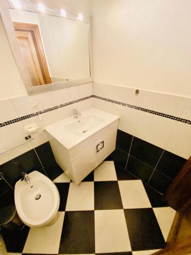 Convenient Apartment