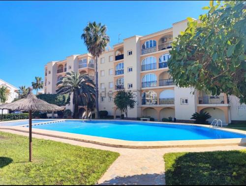 2 bedroom apartment Golden Park