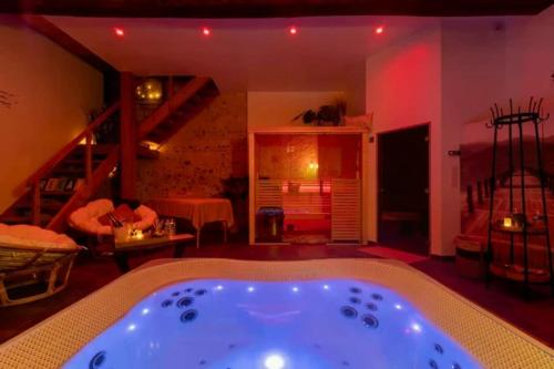 Fotografie z fotogalerie ubytování Ba'Cam Spa - Romance, Spa, Jacuzzi & Sauna v destinaci Étigny