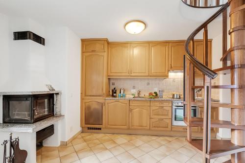 Kuchyň nebo kuchyňský kout v ubytování Rustico la Staleta - Happy Rentals