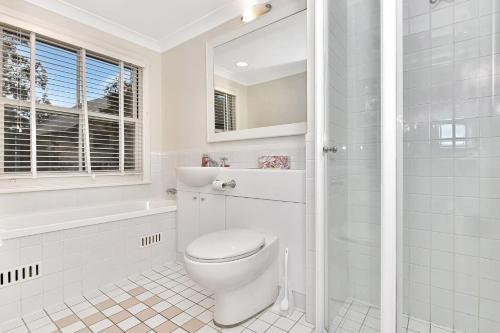 Un baño de Hole-in-One Haven 2bdr Villa