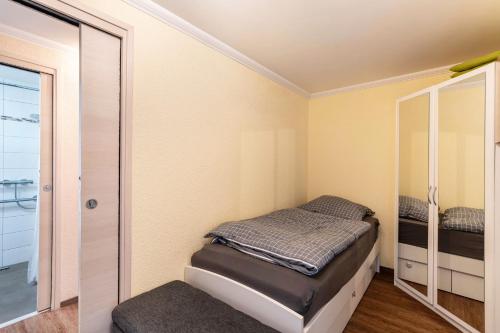 Una cama o camas en una habitación de Ferienwohnung Waldruhe