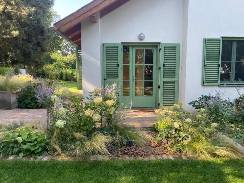 Two Pines Summer House in Tihany, Sajkod