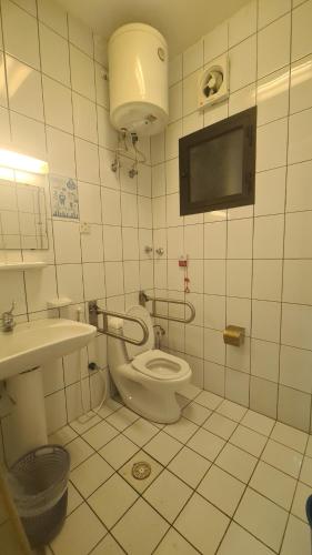 Koupelna v ubytování فندق أبراج الجنادرية