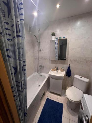Koupelna v ubytování Cozy 2 room apartment, Klaipeda