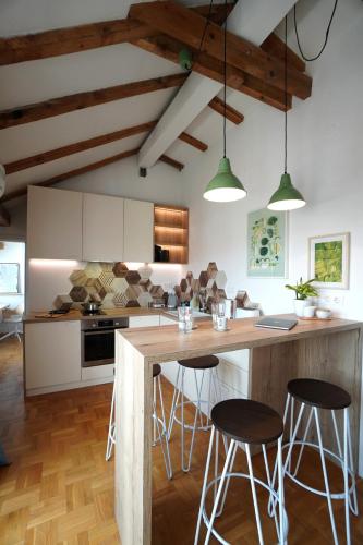 Modern Loft with Balcony in the heart of Sofia